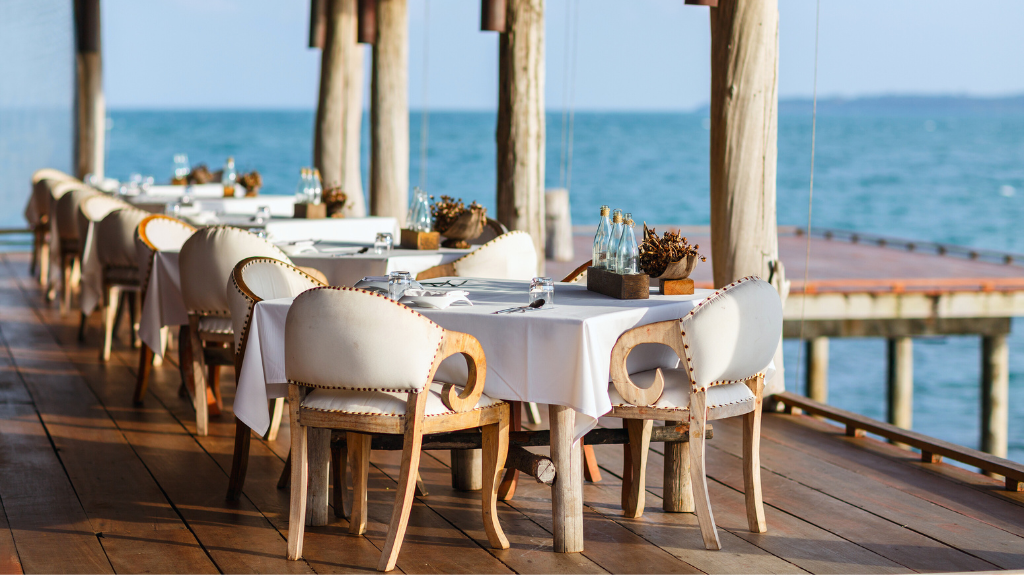 The Ultimate Guide to Outdoor Dining This Summer | Cressy & Everett